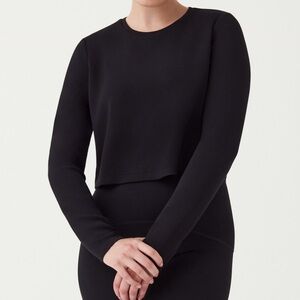 NWT Spanx Air Essentials Long Sleeve Cropped Top Size M